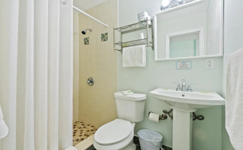 Hollywood Beachside Boutique Suite - 9