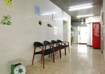Grampus Inn Osaka - 11