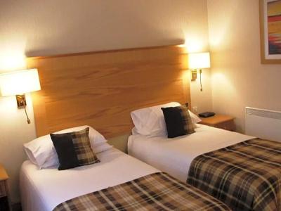 Atholl - 25
