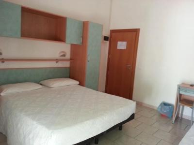 La Parigina - 1