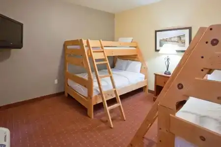 AmericInn by Wyndham Medical Center - 61