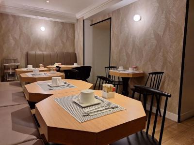 Mercure Paris Arc de Triomphe Wagram - 12