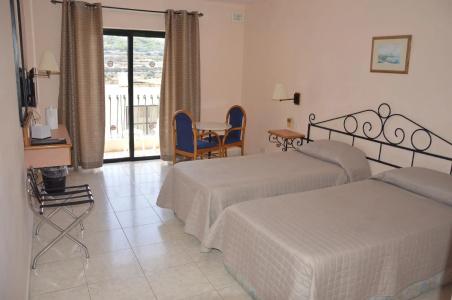 Porto Azzurro Aparthotel - 4