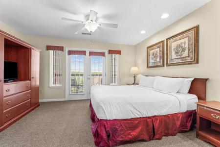 Grand Crowne by Capital Vacations - 68