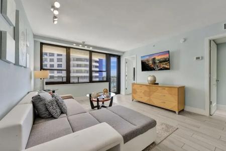 The Alexander All Suites - 563