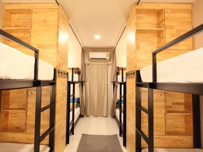 Lupta Hostel Patong Hideaway - 9