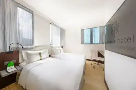 The Empire - Causeway Bay - 21