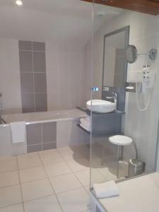 Auberge Bressane de Buellas - 68