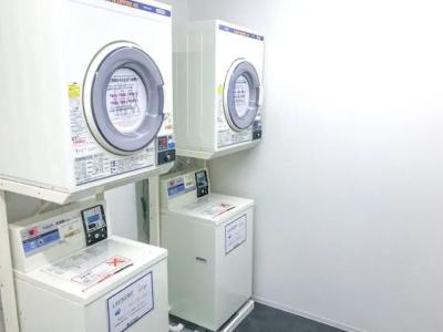 Livemax Takamatsu Ekimae - 2