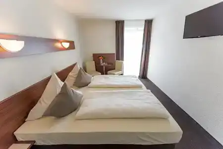 am Wall - 28