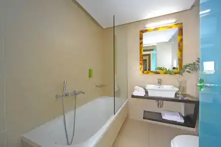 Steris Elegant Beach & - 8