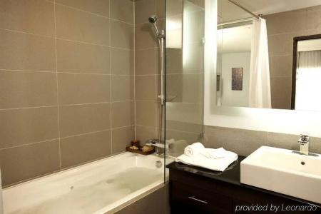 Sukhumvit Suites - 30