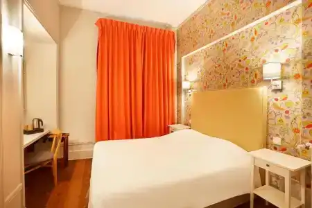 Hôtel Vaubecour - 86