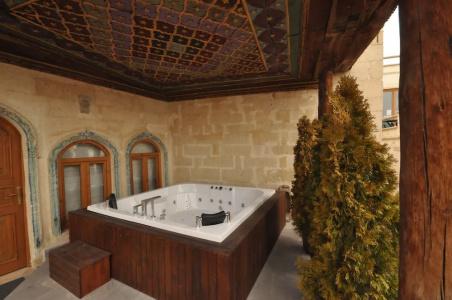 Solo Cave Suites - 62