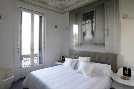 El Palauet Barcelona - 12