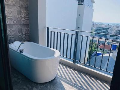 Sky Wave Patong - 98