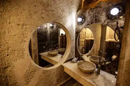 Oread Cave Suites - 219
