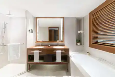 Shangri-La Singapore (SG Clean, Staycation Approved) - 14