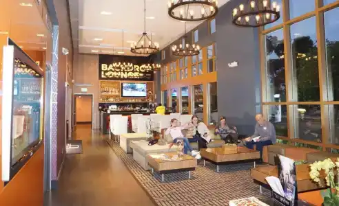 Blvd & Spa - Walking Distance To Universal Studios Hollywood - 23