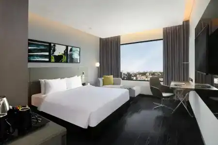 Novotel Chennai Chamiers Road - 39