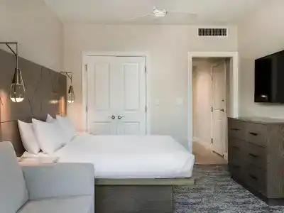 Marriott Lakeshore Reserve - 69
