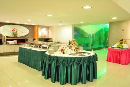Mayflower Grande - 12