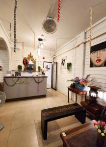 Back Home Backpackers - 1