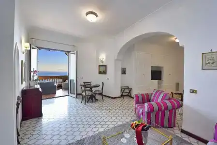 Belvedere - 12
