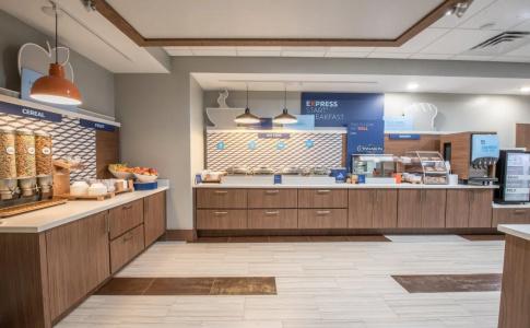 Holiday Inn Express & Suites - Houston Westchase - Westheimer, an IHG - 8