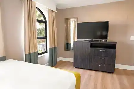 Best Western Beach Inn - 70