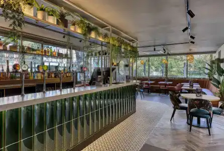 Premier Inn Hampstead - 15