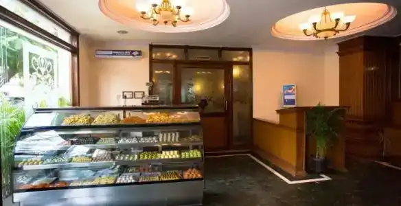 Nandhini, Rt Nagar - 10