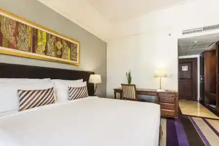 Chatrium Royal Lake Yangon - 60