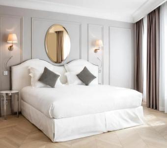 Trinité Haussmann - 64