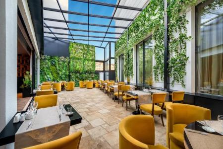 Les Ambassadeurs Ultra Luxury Beachfront Resort & Maldives Villas & Casino & Yacht Marina - 21