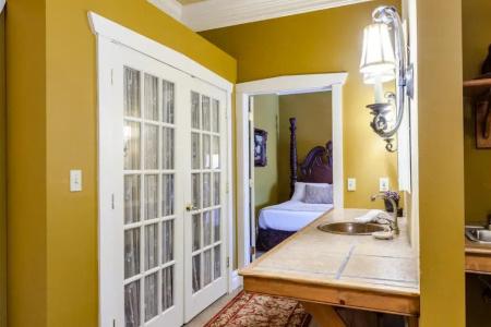 The Inn at Leola Village - 74