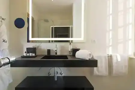 Boutique Des Xv - 48
