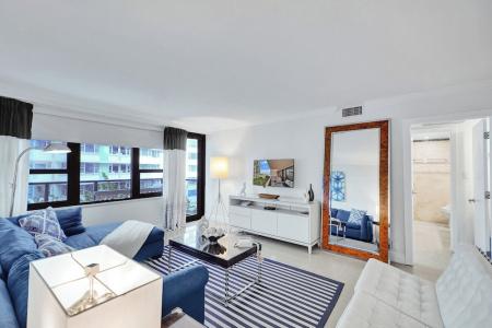 The Alexander All Suites - 524