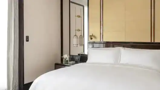 The Peninsula - 74