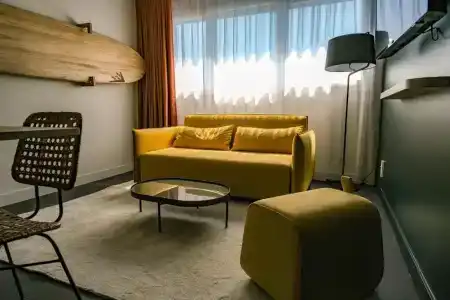 Lives Bordeaux Lac - 150