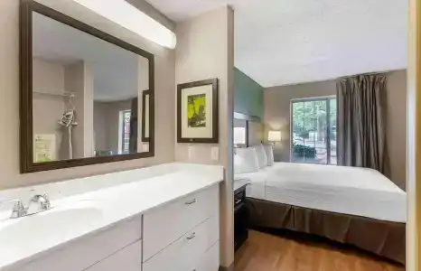 Extended Stay America Suites - - Airport - 4
