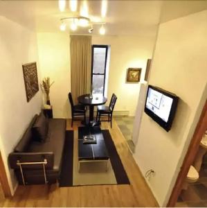 Off Soho Suites - 35