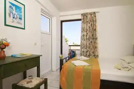 Trefon  and Family Suites - 94