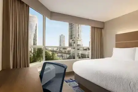 Holiday Inn Express Vancouver-Metrotown (Burnaby) - 62