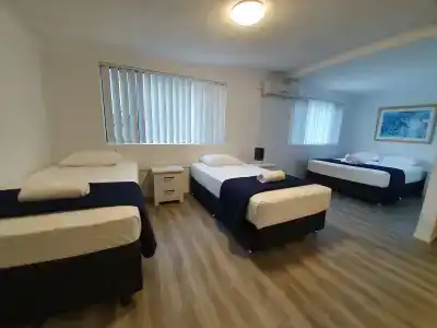 Montego Mermaid Beach - 5