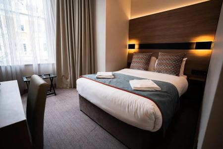 Merit Kensington - 105