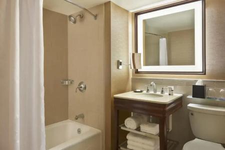 Sheraton Centre - 68