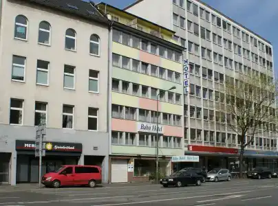 Bahn-Hotel - 0