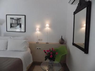 Riad Timila - 61