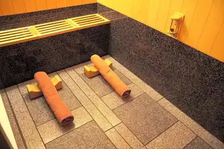 & Spa Lotus (Adult Only) - 90